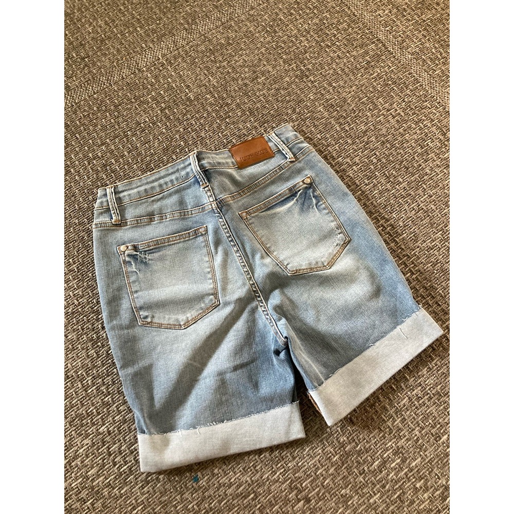 Judy Blue Shorts NWT Women's Size Large High Waist Tummy Moisture Control Denim - Picture 12 of 16